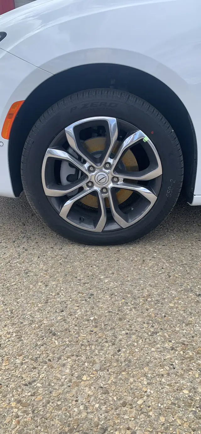 2026 Chrysler Pacifica Pinnacle - Photo 8