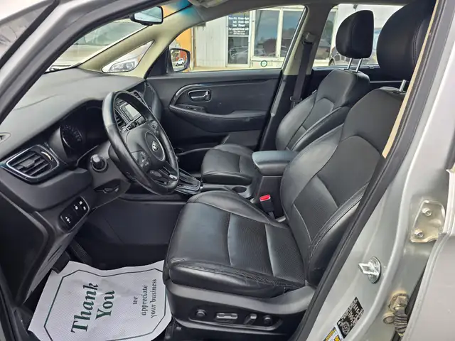 2014 Kia Rondo - Photo 9