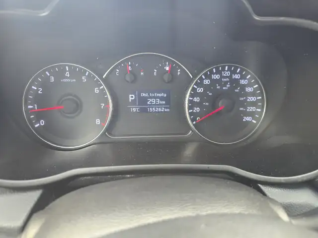 2014 Kia Rondo - Photo 14