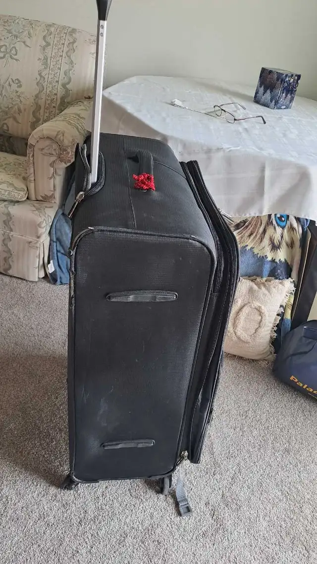 Suitcase, Travel luggage - Photo 6