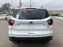 2019 FORD ESCAPE SE - HEATED SEATS - BACK-UP CAMERA - ALLOYS - Photo 4