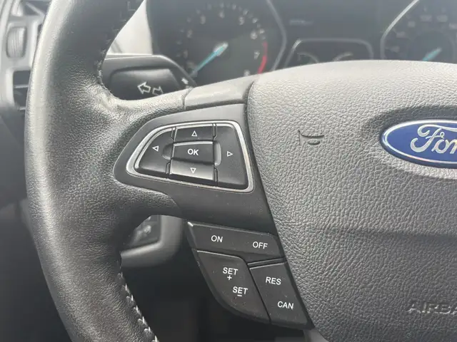 2019 FORD ESCAPE SE - HEATED SEATS - BACK-UP CAMERA - ALLOYS - Photo 14