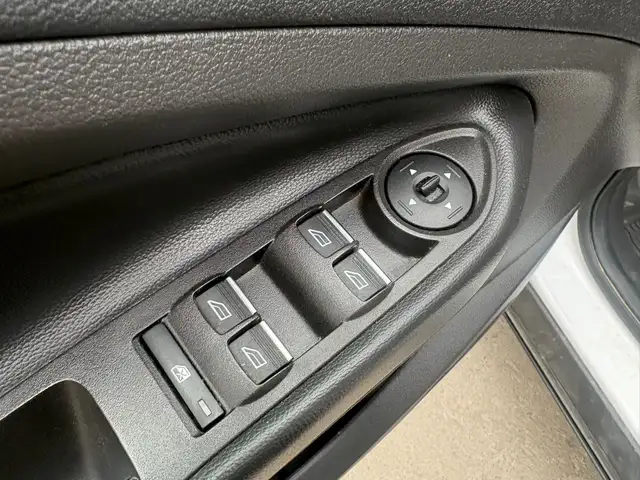 2019 FORD ESCAPE SE - HEATED SEATS - BACK-UP CAMERA - ALLOYS - Photo 17
