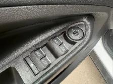 2019 FORD ESCAPE SE - HEATED SEATS - BACK-UP CAMERA - ALLOYS - Photo 17