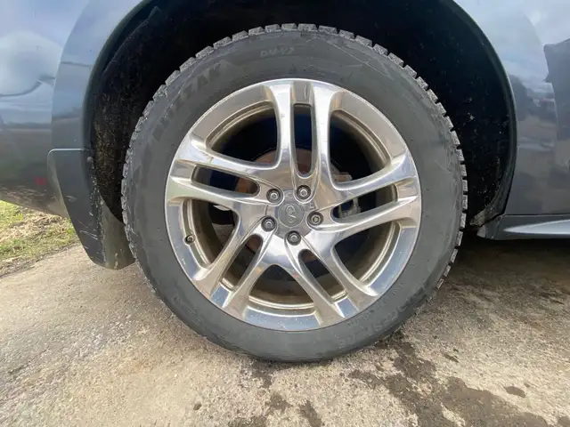 Infiniti JX35 2013 - Photo 3