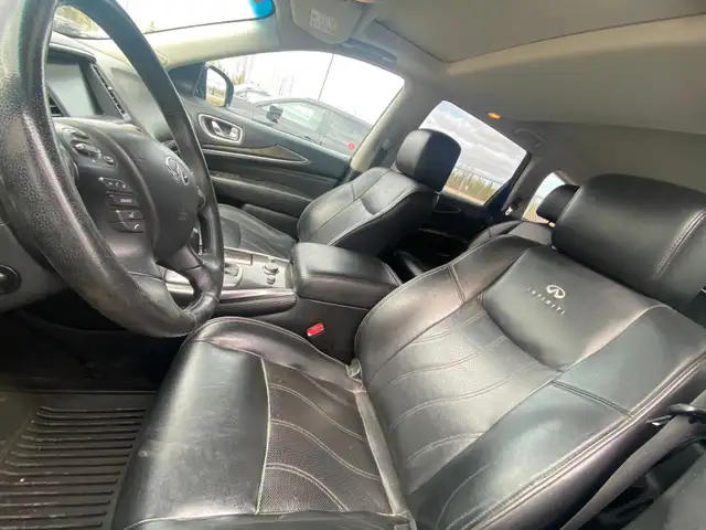 Infiniti JX35 2013 - Photo 4