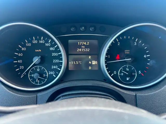 2009 Mercedes ML 320 Bluetec diesel - Photo 9