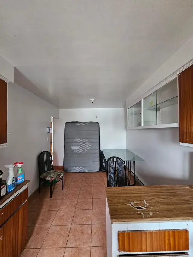 5 1/2 apartment for rent near Saint Michel Metro station - Photo 5