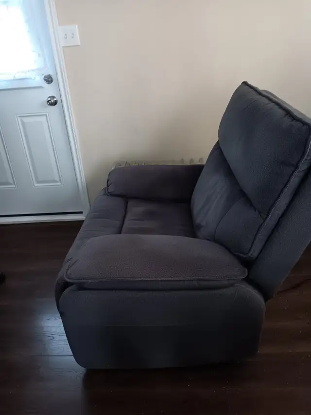 Recliner Chair- electric