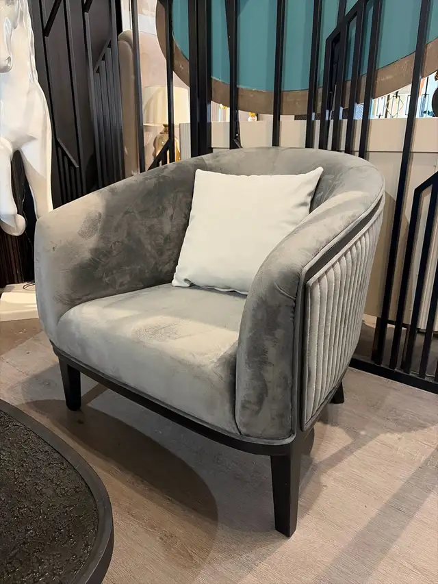 Milan sofa and 2 armchair - Photo 2