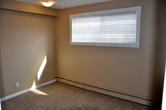 Near the U of S - Beautiful 2 Bdrm Suite for Rent - Photo 6