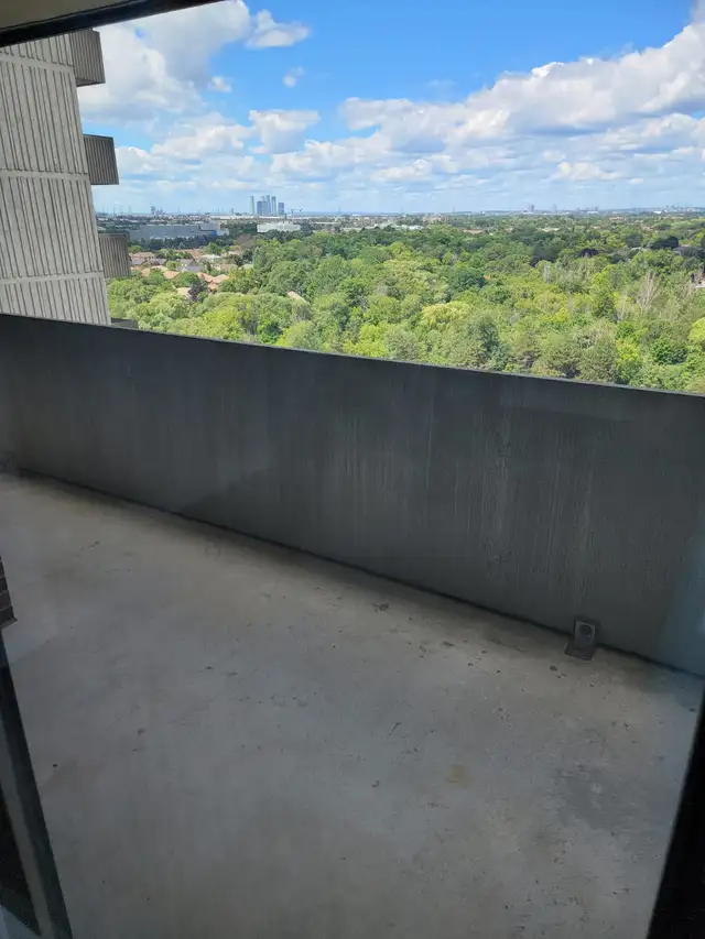 Room for Rent - Photo 2