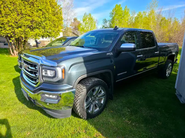 2017 GMC SIERRA SLT