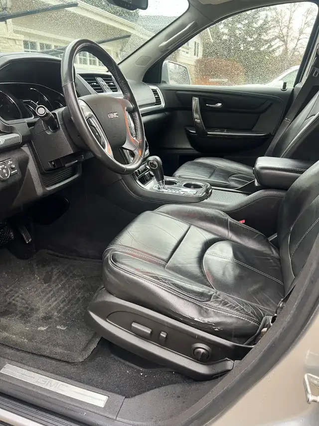 2015 GMC Acadia SLT 7 Seater - Photo 5