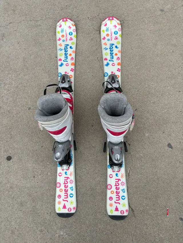 Kids Skis and Ski Boots - Photo 5