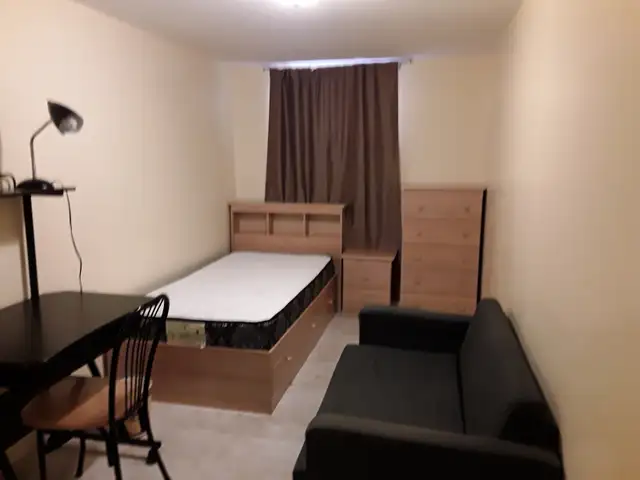 Room Available for Rent