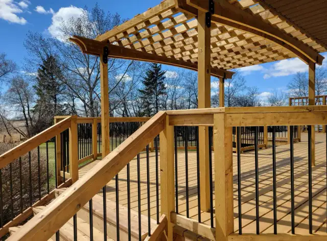 Deck, Pergola, Gazebo, Fence - Photo 6