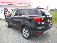 2019 Ford Escape SE.. New MVI - Photo 3