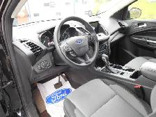2019 Ford Escape SE.. New MVI - Photo 4