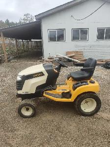 Cub Cadet GTX 2100 Garden Tractor – Only 10 Original Hours