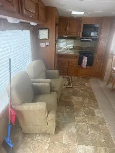 27 foot Jayco Eagle fifth Wheel