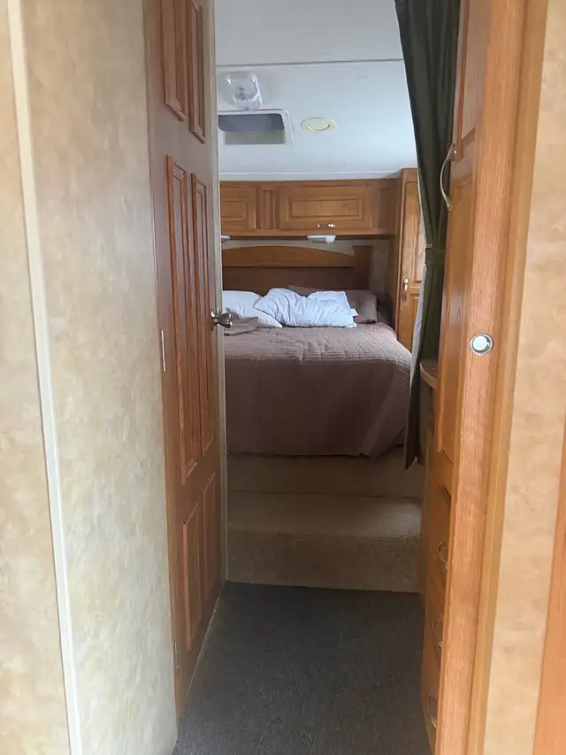 27 foot Jayco Eagle fifth Wheel - Photo 4