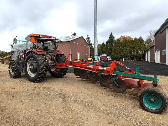 Kverneland 5 Furrow Plow - Photo 4