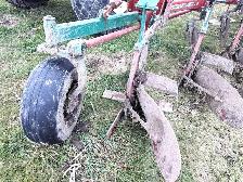 Kverneland 5 Furrow Plow - Photo 6
