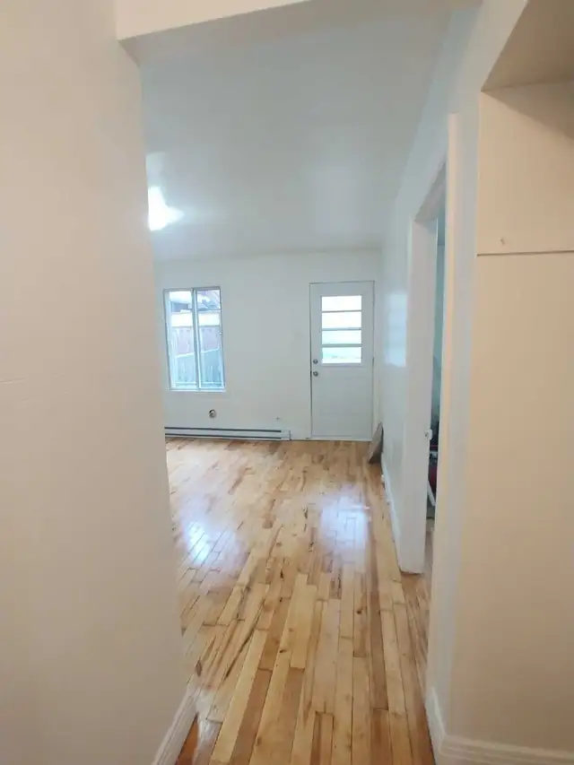 Très beau 4 1/2 à louer,  quartier Villeray - Photo 5