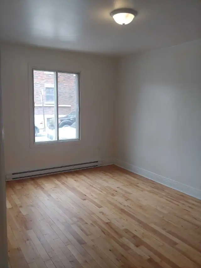 Très beau 4 1/2 à louer,  quartier Villeray - Photo 7