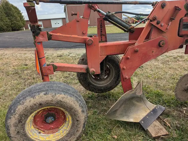 DMI Vari-Width 5 or 6 Furrow Plow - Photo 7