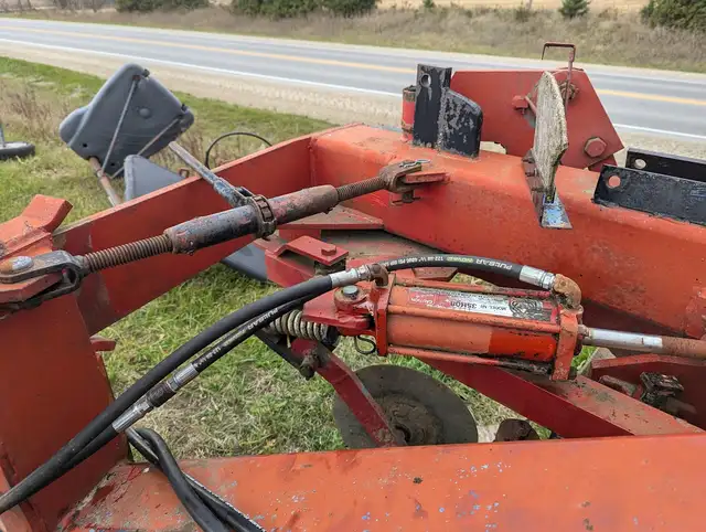 DMI Vari-Width 5 or 6 Furrow Plow - Photo 10