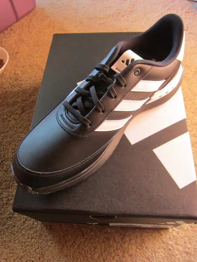GET 2 PAIRS ADIDAS SIZE 9.5 / 10 / 10.5 GOLF SHOES #$145# - Photo 4