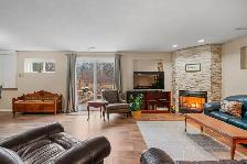 3BR FURNISHED Rental – Fireplace, Steam Room, Pond View