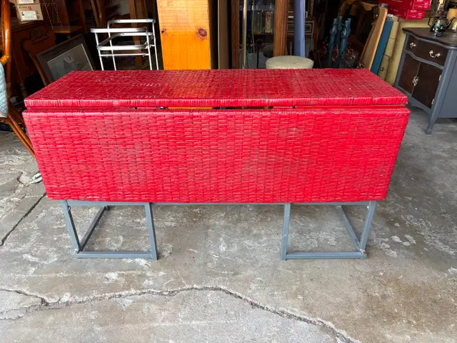 Indoor / Outdoor Drop Leaf Table