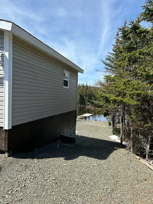 Cabin in Newfoundland - Photo 4