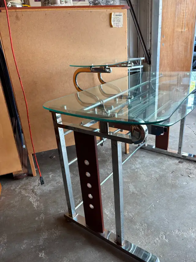 Glass Computer Desk - Photo 4