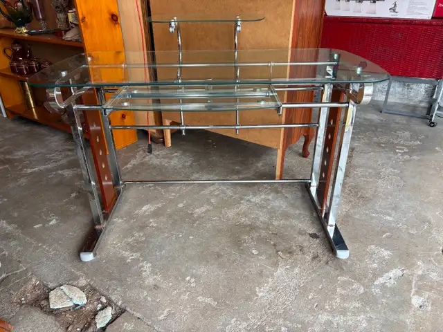 Glass Computer Desk - Photo 10