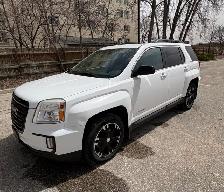 2017 GMC Terrain SLT AWD leather sunroof safetied - Photo 2
