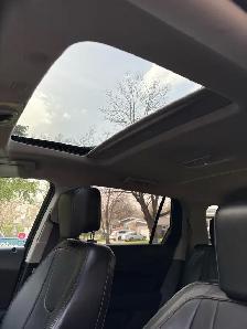 2017 GMC Terrain SLT AWD leather sunroof safetied - Photo 6