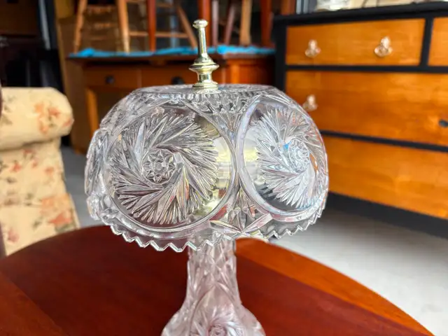 Vintage Cut Crystal Mushroom Table Lamp - Photo 3