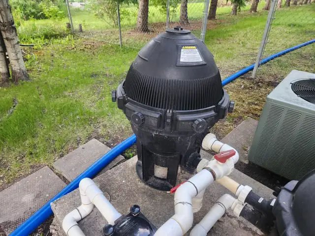 Pool Equipment - Photo 4