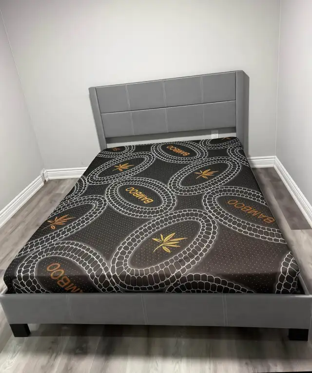 QUEEN SIZE BED FRAME WITH MATTRESS