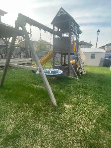 Play structure - Photo 2
