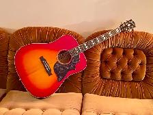 'NEW' Acoustic-Electric Guitar, Hummingbird,  Excellent!! - Photo 2