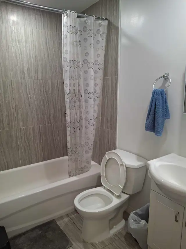 PRIVATE ROOM AVAILABLE - Photo 6