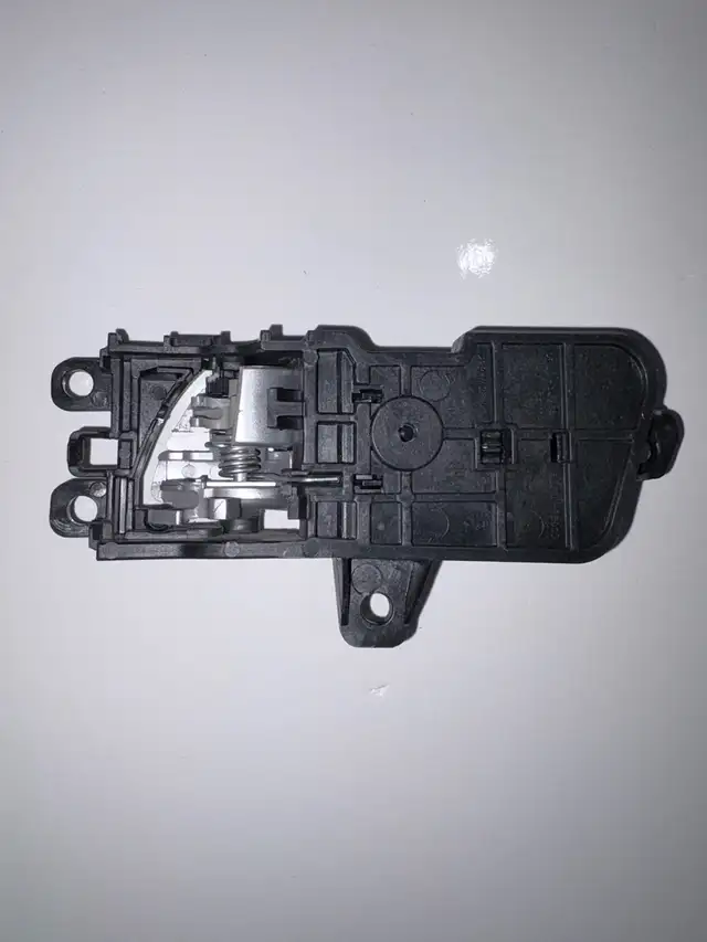 Hyundai Sonata 2011-2014  Used inside door handle - Photo 2