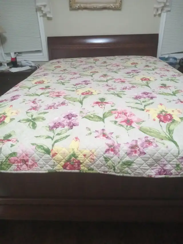 QUEEN SIZE QUILT- SUMMER COLOURS- COTTON - Photo 2