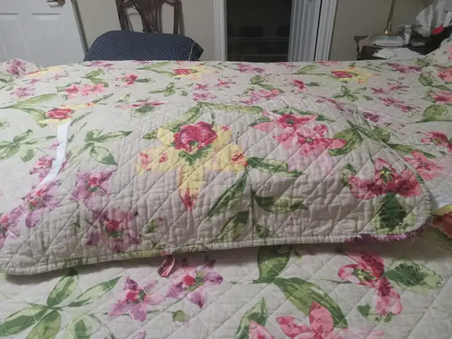 QUEEN SIZE QUILT- SUMMER COLOURS- COTTON - Photo 8