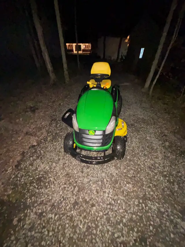 tracteur à pelouse John Deere - Photo 2